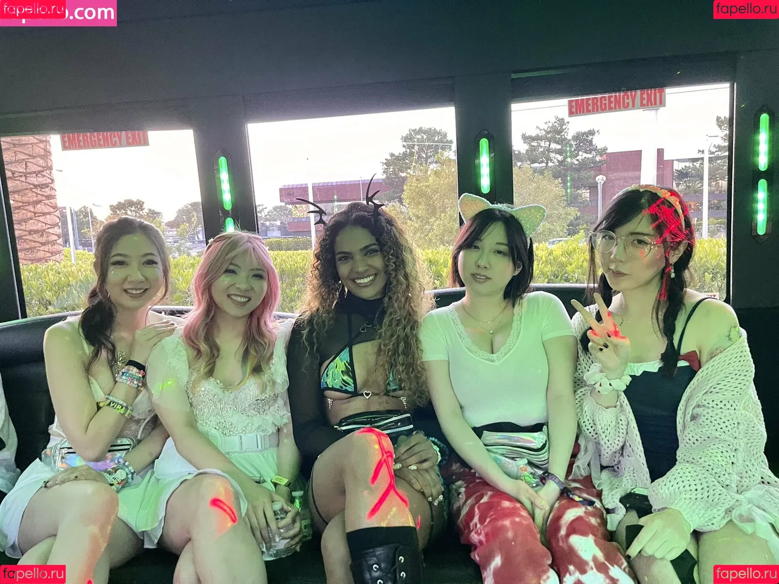 LilyPichu Onlyfans Photo Gallery 