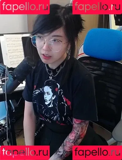 LilyPichu Onlyfans Photo Gallery 