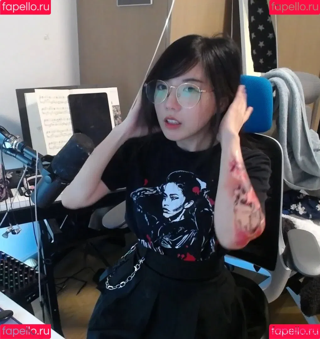 LilyPichu Onlyfans Photo Gallery 
