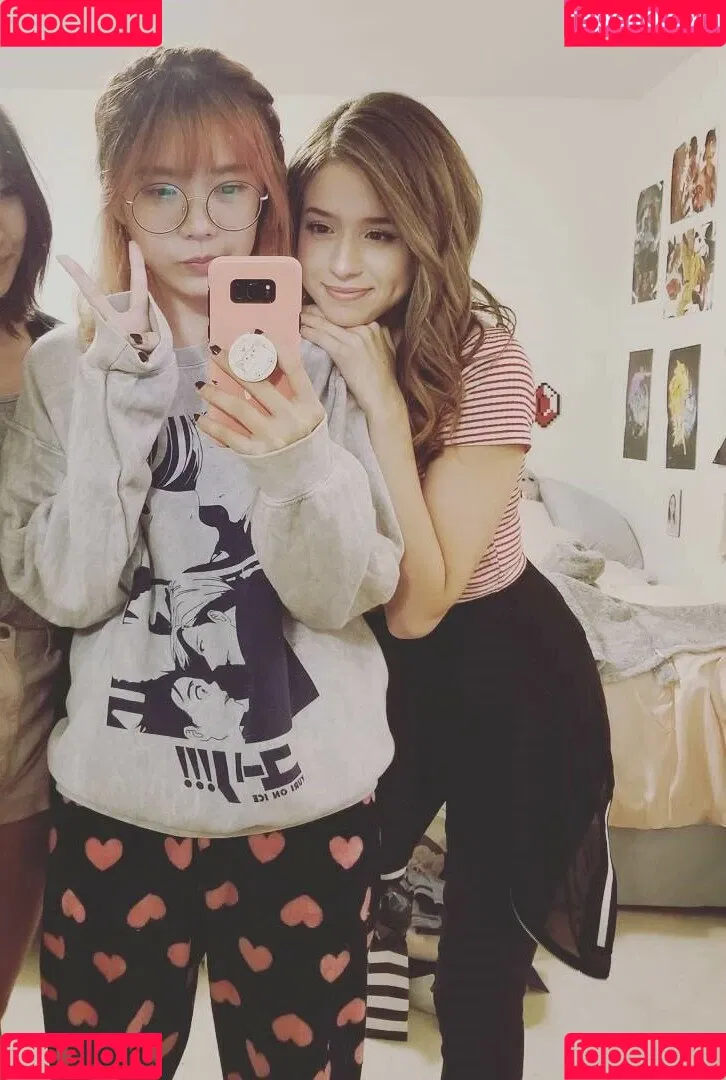 LilyPichu Onlyfans Photo Gallery 