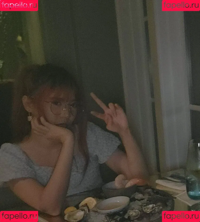 LilyPichu Onlyfans Photo Gallery 