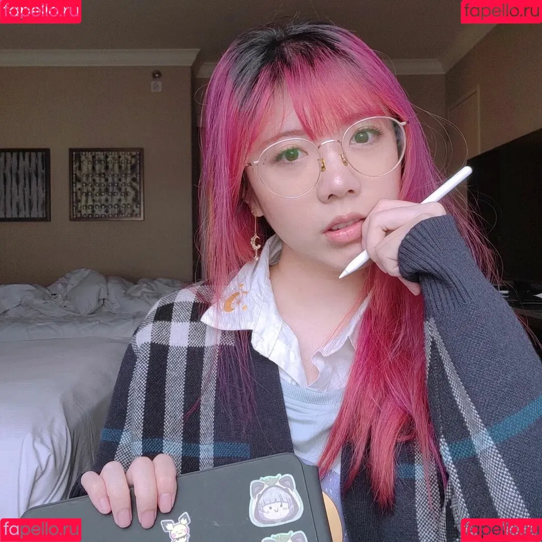 LilyPichu Onlyfans Photo Gallery 