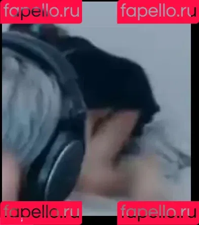LilyPichu Onlyfans Photo Gallery 