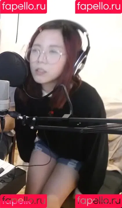 LilyPichu Onlyfans Photo Gallery 