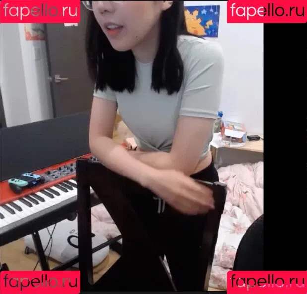 LilyPichu Onlyfans Photo Gallery 