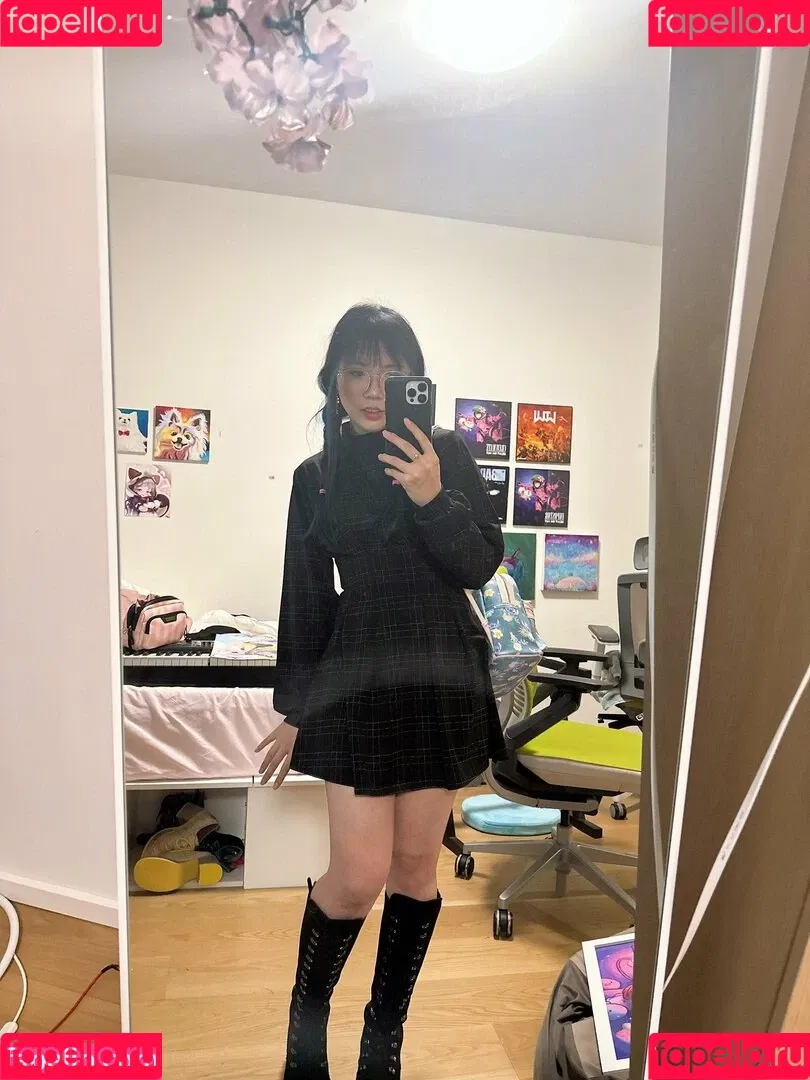 LilyPichu Onlyfans Photo Gallery 