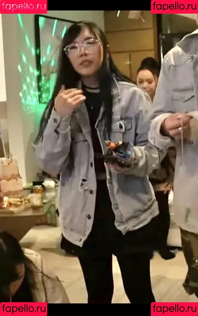 LilyPichu Onlyfans Photo Gallery 
