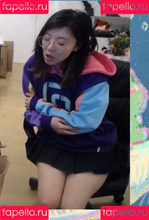 LilyPichu Onlyfans Photo Gallery 
