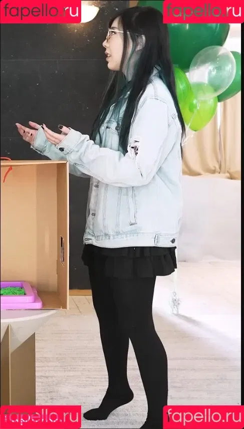 LilyPichu Onlyfans Photo Gallery 