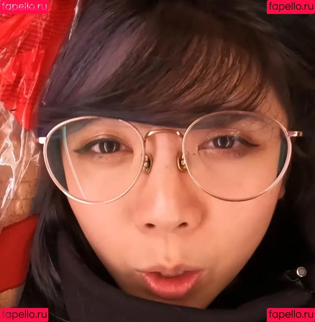 LilyPichu Onlyfans Photo Gallery 