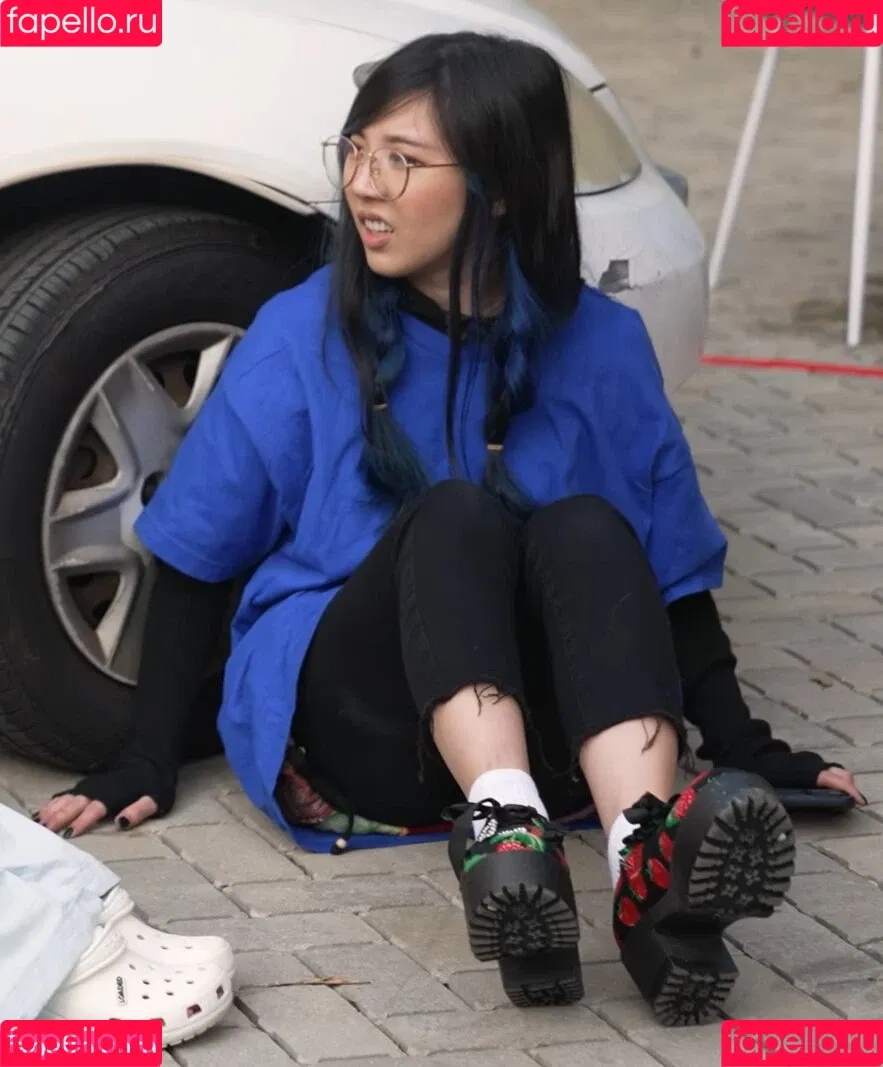 LilyPichu Onlyfans Photo Gallery 