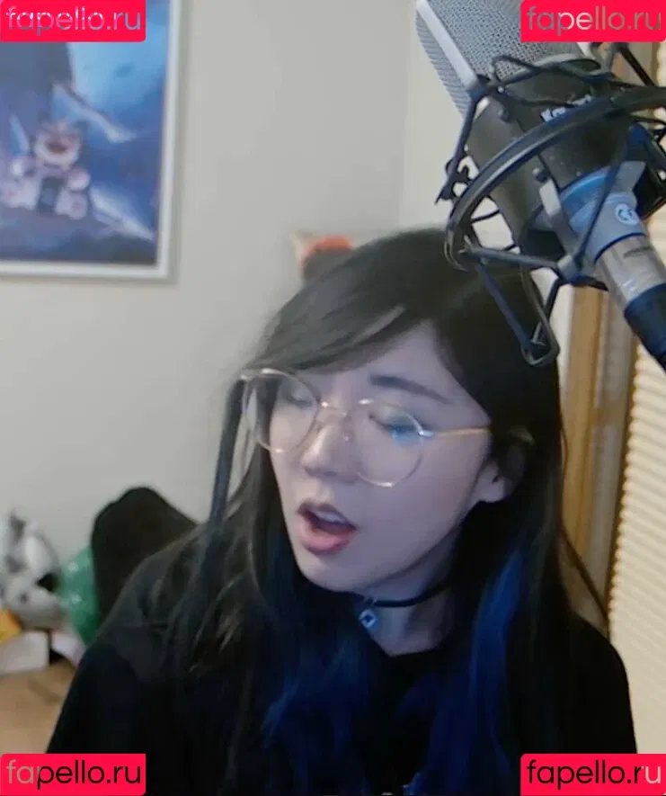 LilyPichu Onlyfans Photo Gallery 