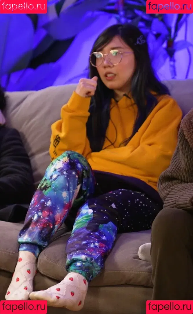 LilyPichu Onlyfans Photo Gallery 