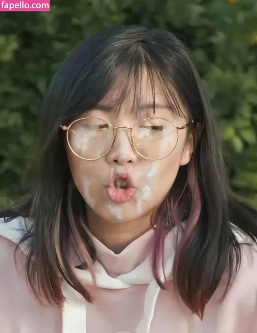 LilyPichu Onlyfans Photo Gallery 