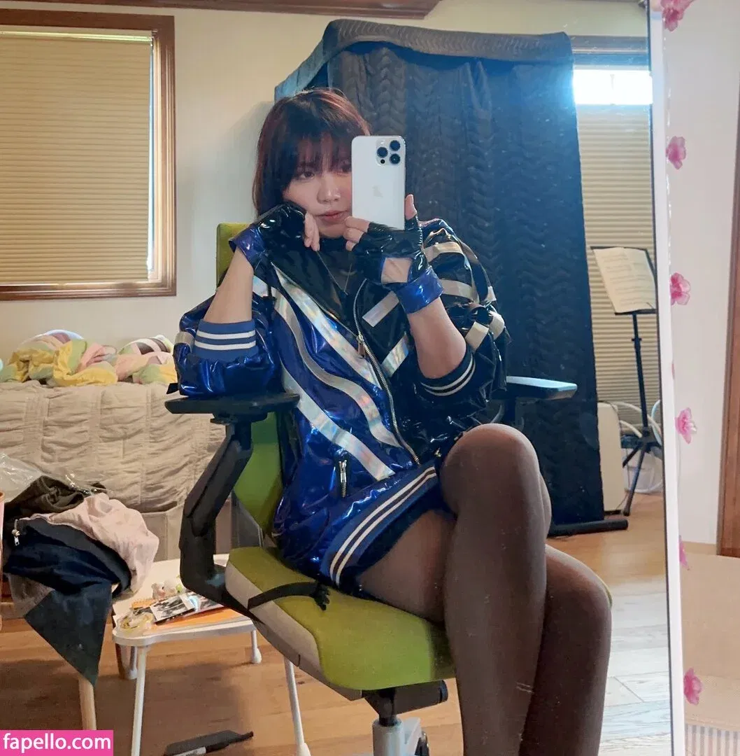 LilyPichu Onlyfans Photo Gallery 