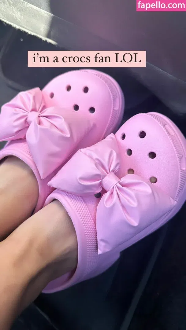 LilyPichu Onlyfans Photo Gallery 