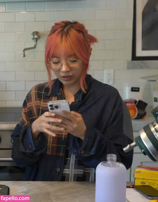 LilyPichu Onlyfans Photo Gallery 