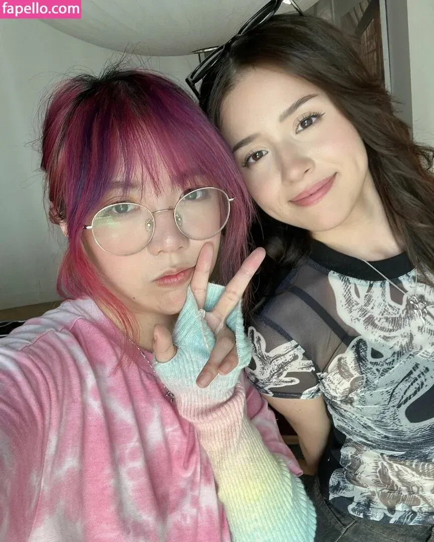 LilyPichu Onlyfans Photo Gallery 