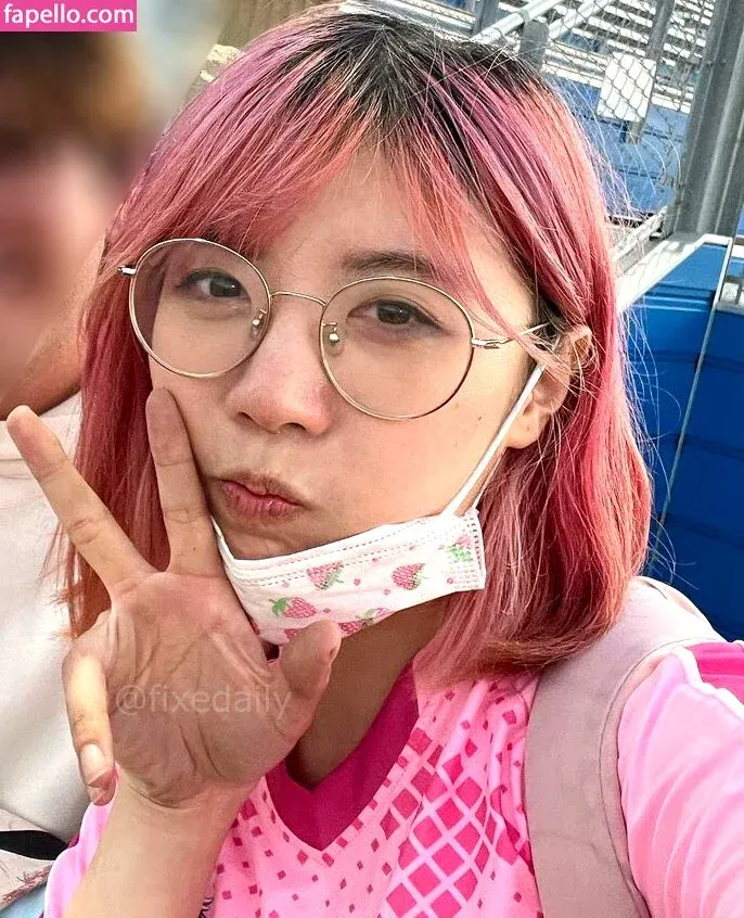 LilyPichu Onlyfans Photo Gallery 