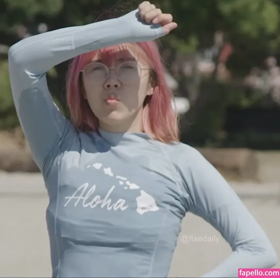 LilyPichu Onlyfans Photo Gallery 