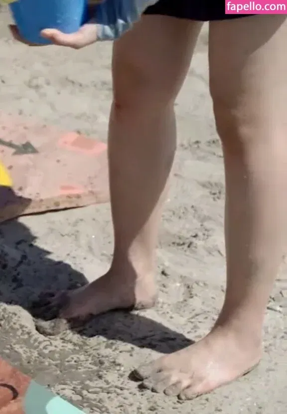 LilyPichu Onlyfans Photo Gallery 