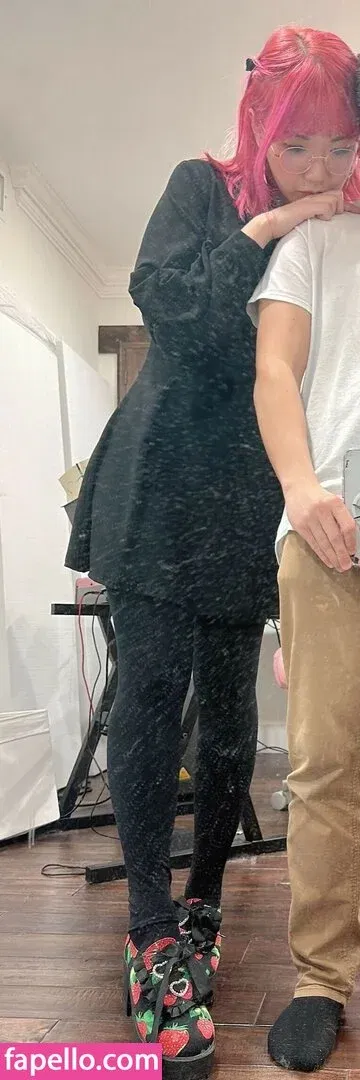 LilyPichu Onlyfans Photo Gallery 