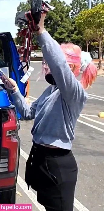 LilyPichu Onlyfans Photo Gallery 