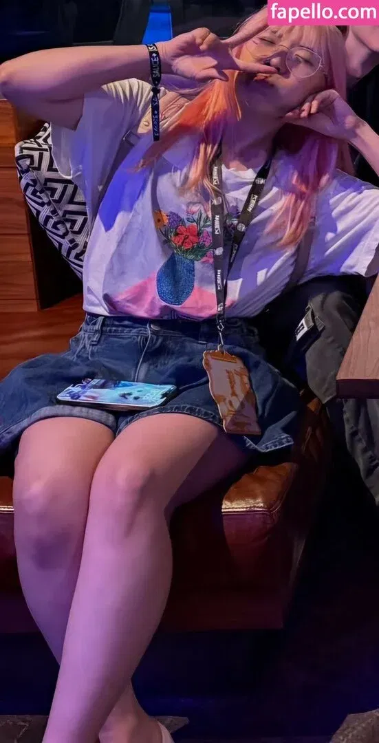 LilyPichu Onlyfans Photo Gallery 