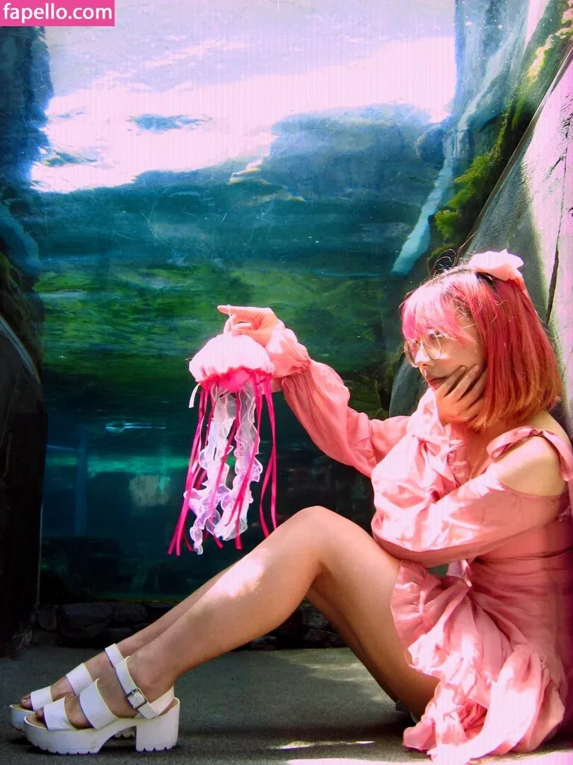 LilyPichu Onlyfans Photo Gallery 