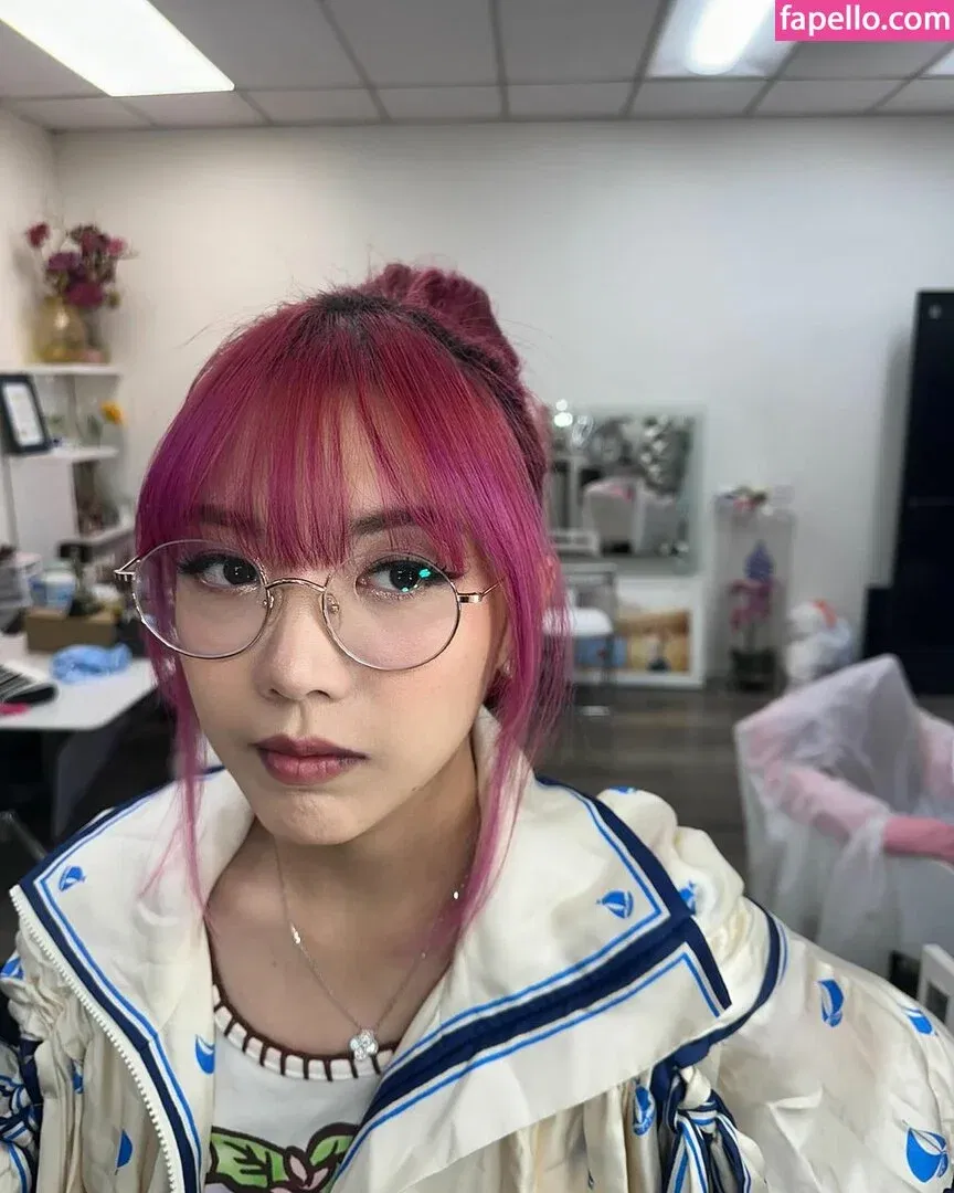 LilyPichu Onlyfans Photo Gallery 