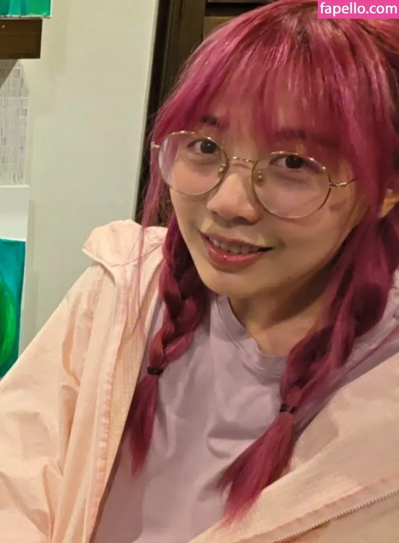 LilyPichu Onlyfans Photo Gallery 