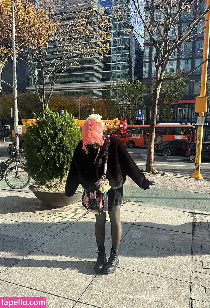 LilyPichu Onlyfans Photo Gallery 