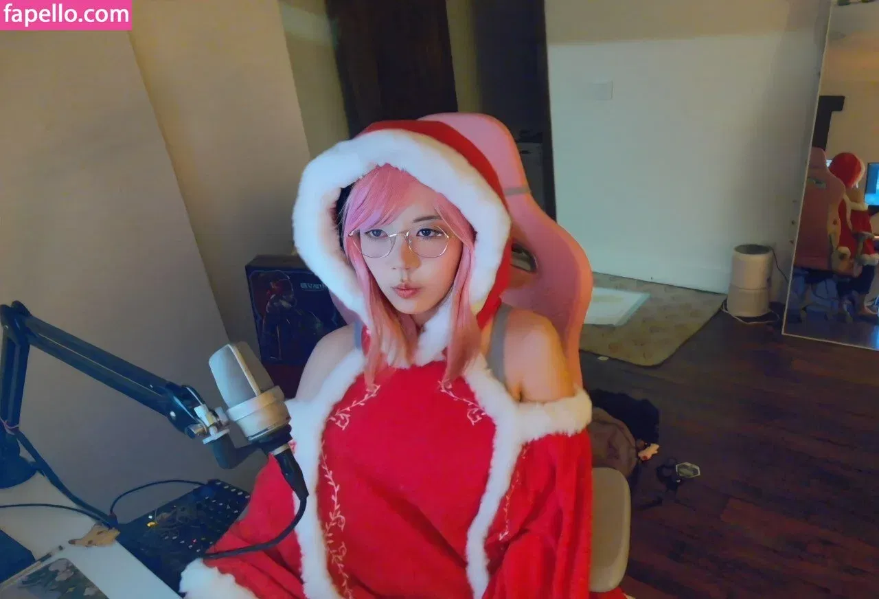 LilyPichu Onlyfans Photo Gallery 