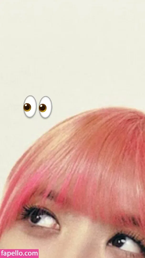 LilyPichu Onlyfans Photo Gallery 