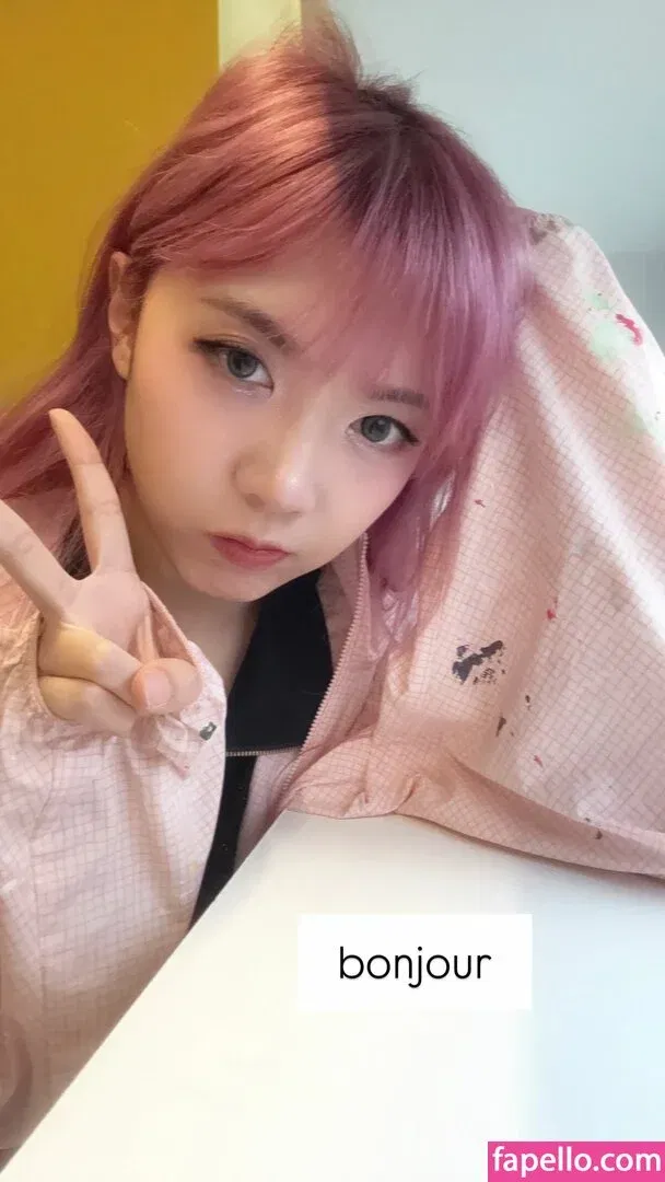 LilyPichu Onlyfans Photo Gallery 
