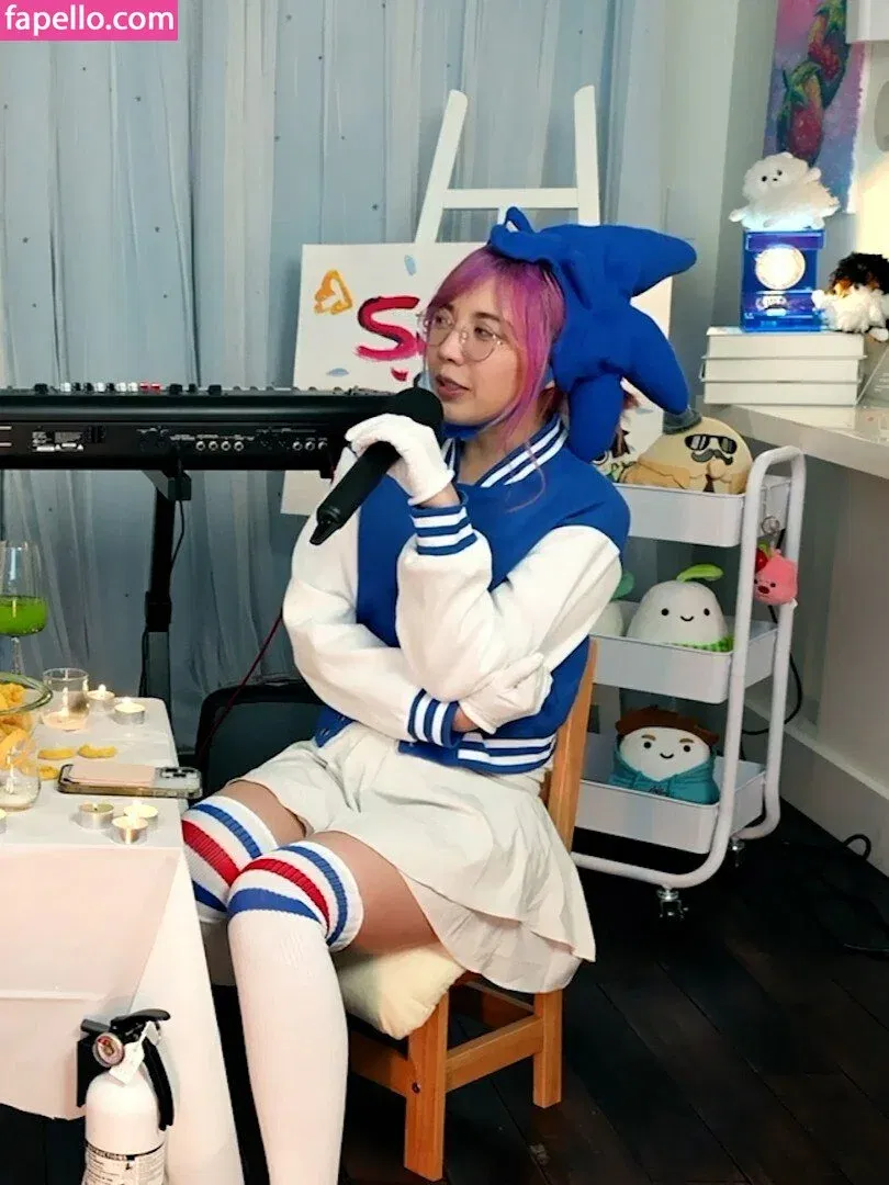 LilyPichu Onlyfans Photo Gallery 