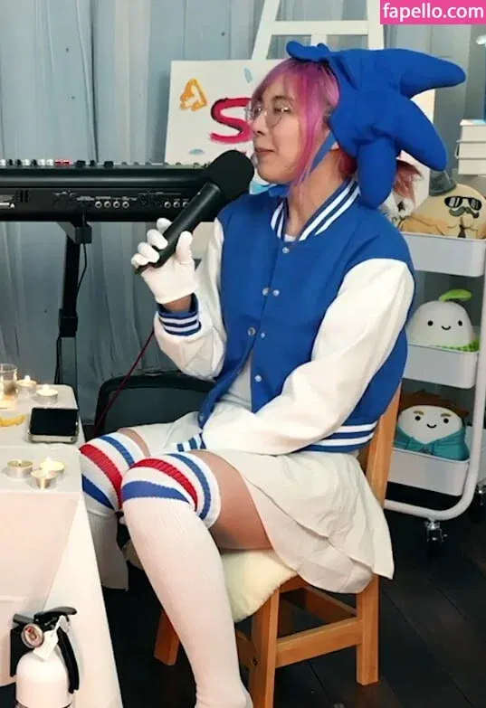 LilyPichu Onlyfans Photo Gallery 