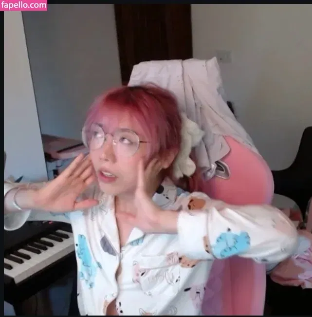 LilyPichu Onlyfans Photo Gallery 