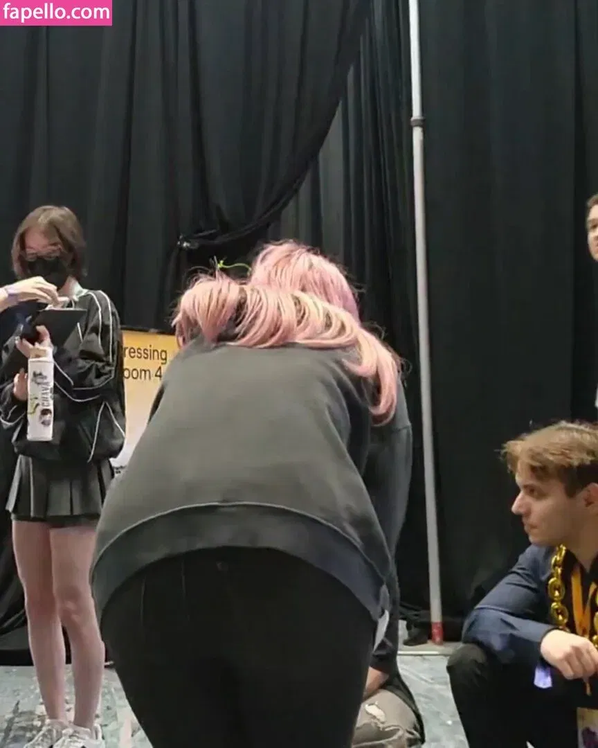 LilyPichu Onlyfans Photo Gallery 