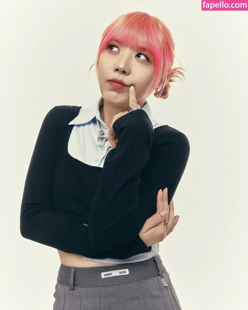 LilyPichu Onlyfans Photo Gallery 