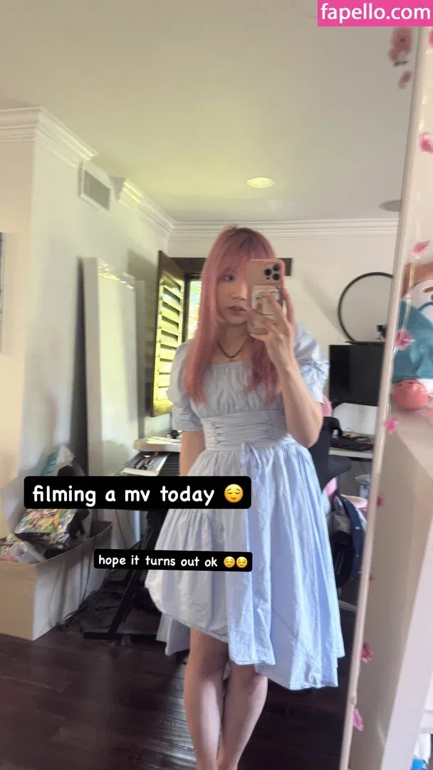 LilyPichu Onlyfans Photo Gallery 