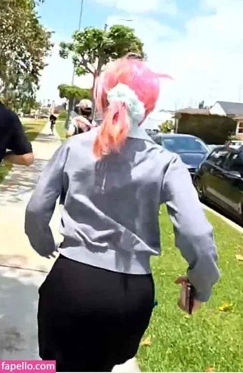 LilyPichu Onlyfans Photo Gallery 