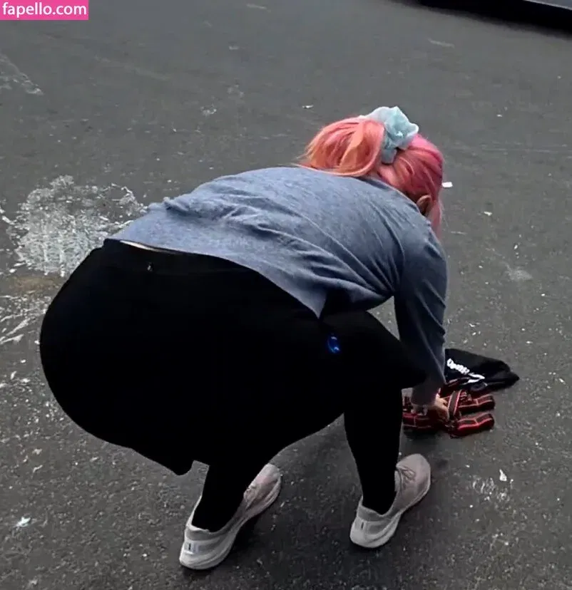 LilyPichu Onlyfans Photo Gallery 