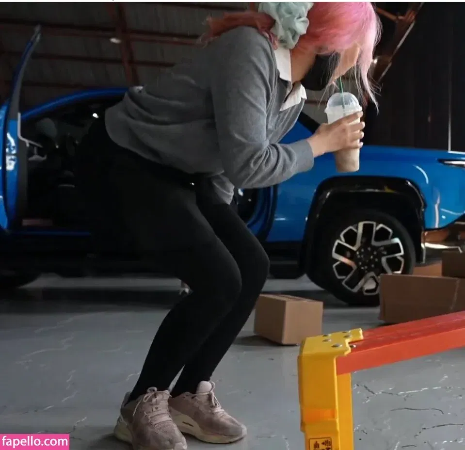 LilyPichu Onlyfans Photo Gallery 