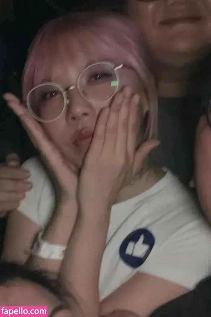 LilyPichu Onlyfans Photo Gallery 