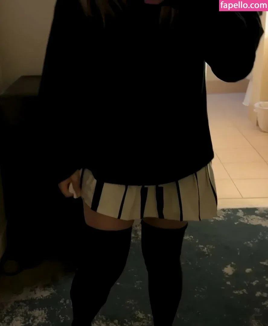 LilyPichu Onlyfans Photo Gallery 