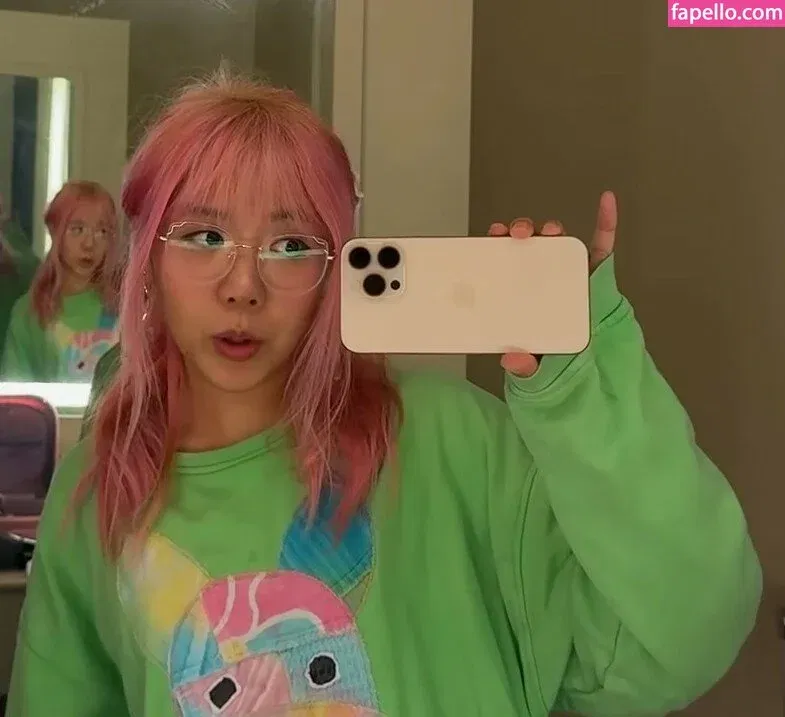 LilyPichu Onlyfans Photo Gallery 