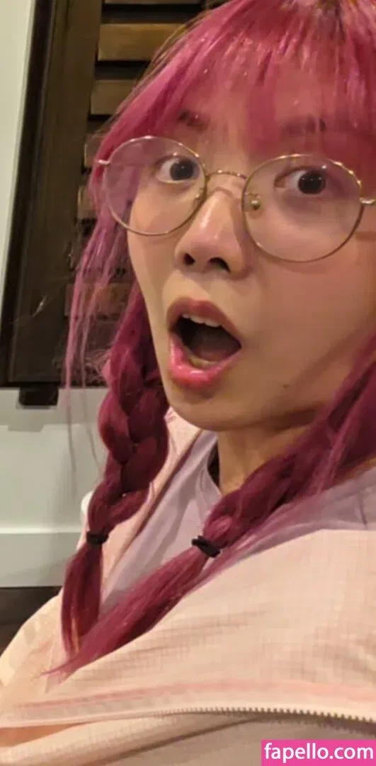 LilyPichu Onlyfans Photo Gallery 