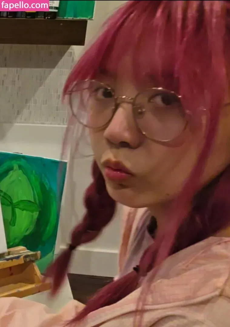LilyPichu Onlyfans Photo Gallery 