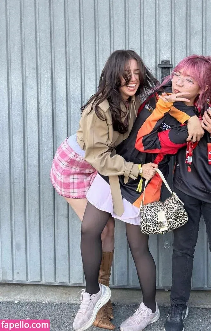 LilyPichu Onlyfans Photo Gallery 